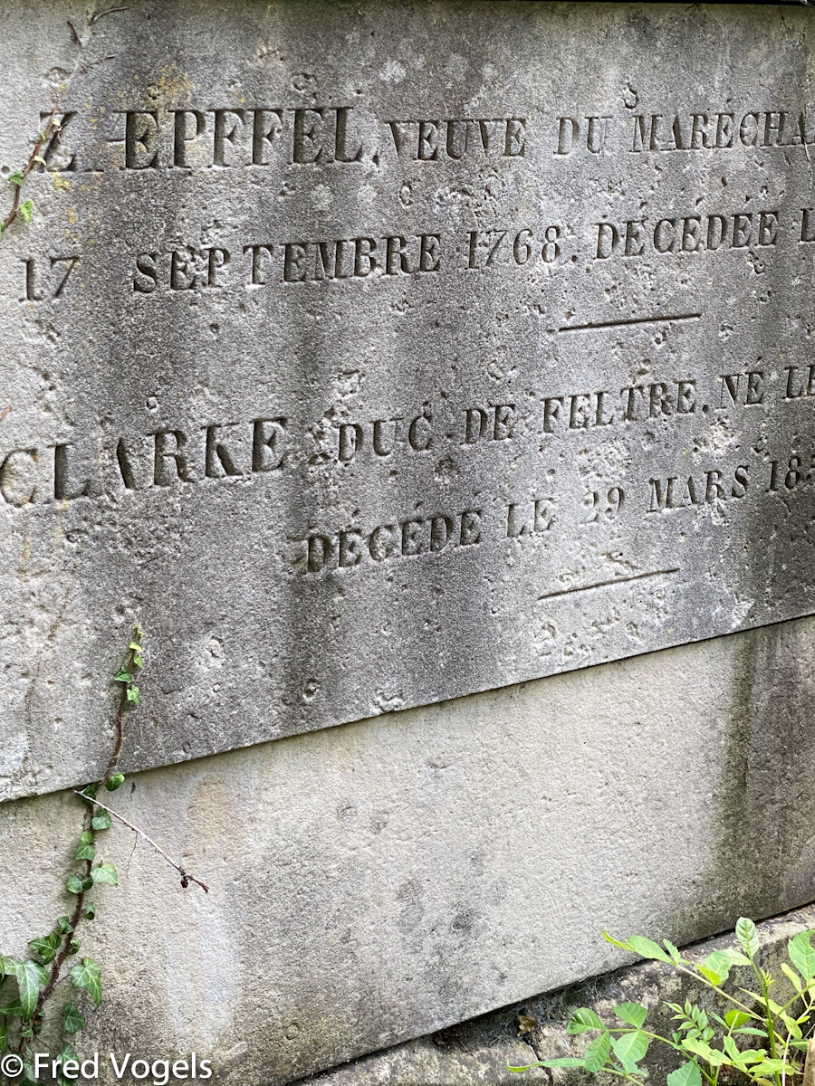 Pere Lachaise 2021-269.jpg